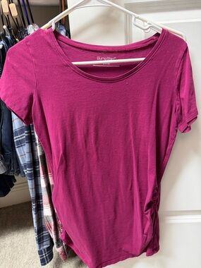 Motherhood Maternity Magenta Scoop Neck Short Sleeve Tee